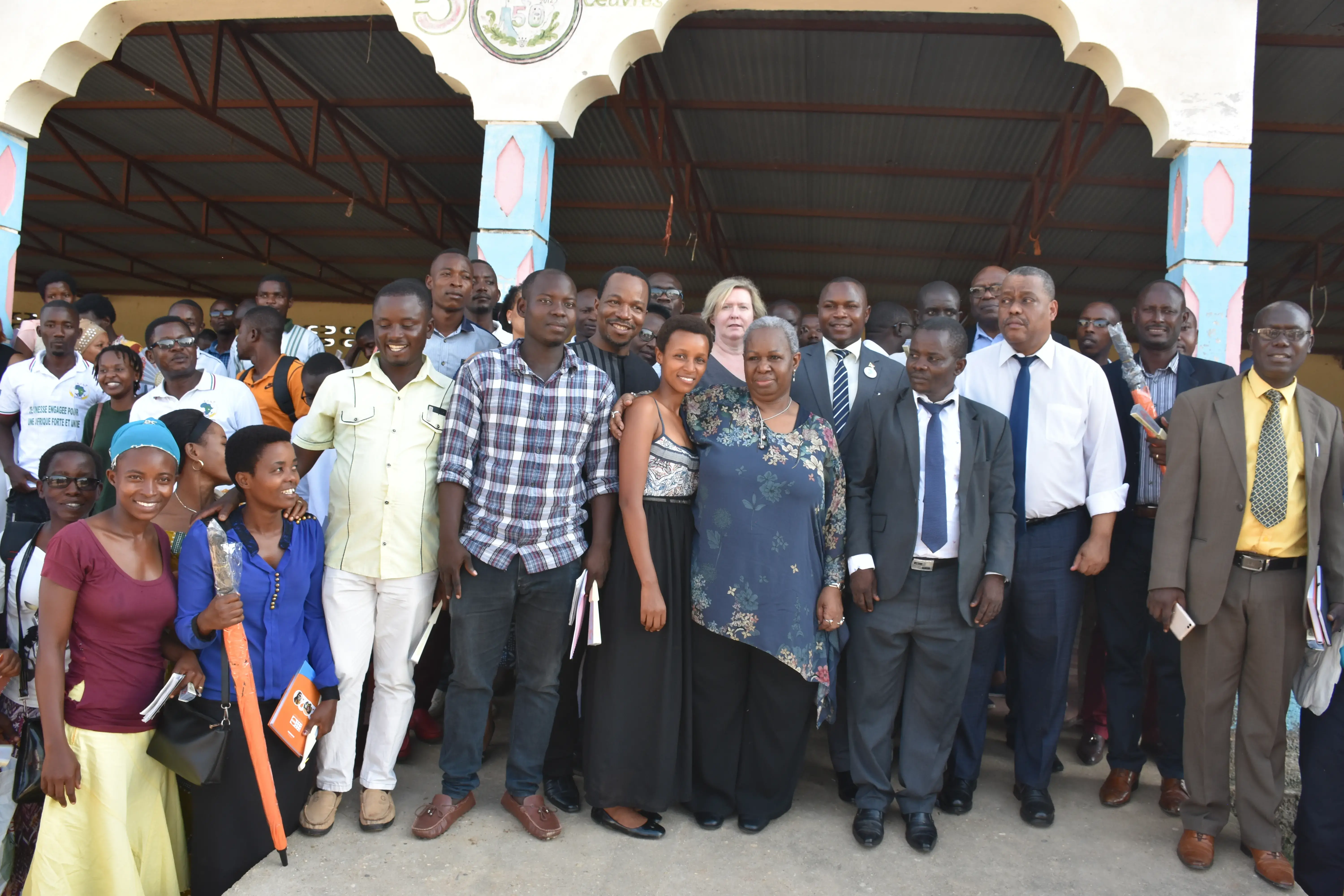 La Sous Secrétaire Générale des Nations Unies à la rencontre des jeunes à Mutimbuzi pour la promotion de la paix et la cohésion sociale