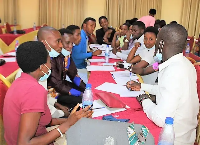 UNFPA, aux côtés du Forum National des Femmes à la rencontre des jeunes universitaires du Burundi